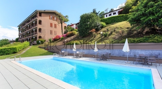 Apartment with swimming pool in Stresa